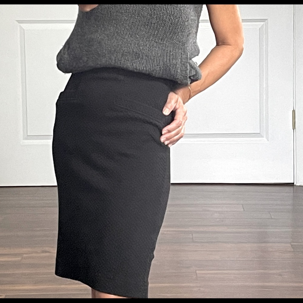 Ganni Black Textured Stretchy High Waisted Skirt - Picture 3 of 8